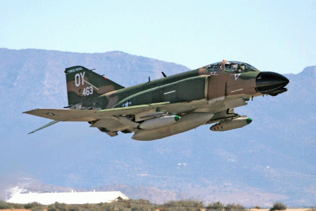 Трагедия в Японии: при попытке взлета загорелся истребитель Трагедия в Японии: при попытке взлета загорелся истребитель