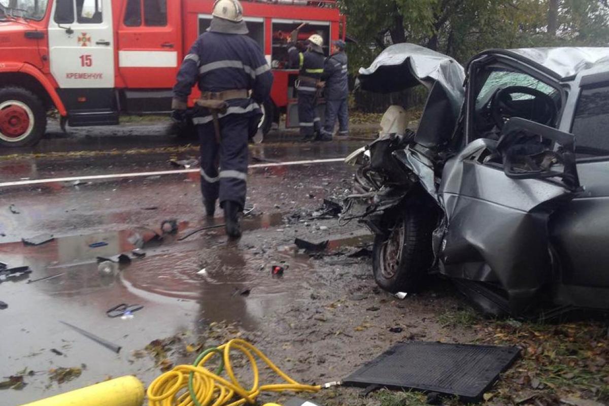 В Кременчуге произошло ДТП, погиб один человек В Кременчуге произошло ДТП, погиб один человек