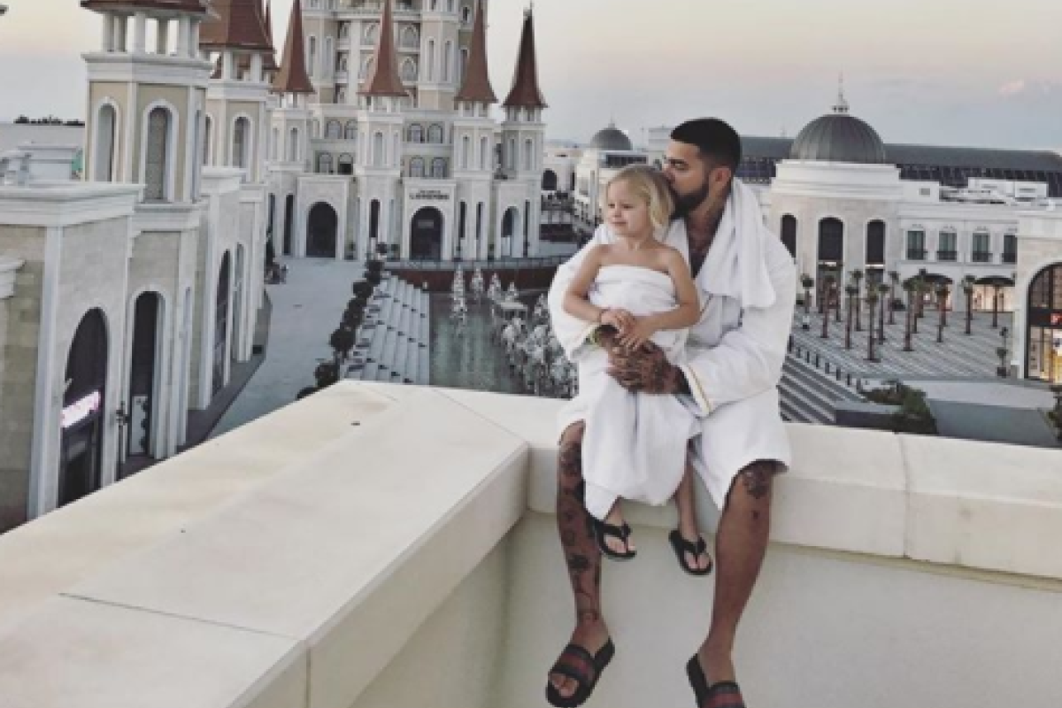 Рэпер Тимати прокомментировал свой уход со сцены Рэпер Тимати прокомментировал свой уход со сцены