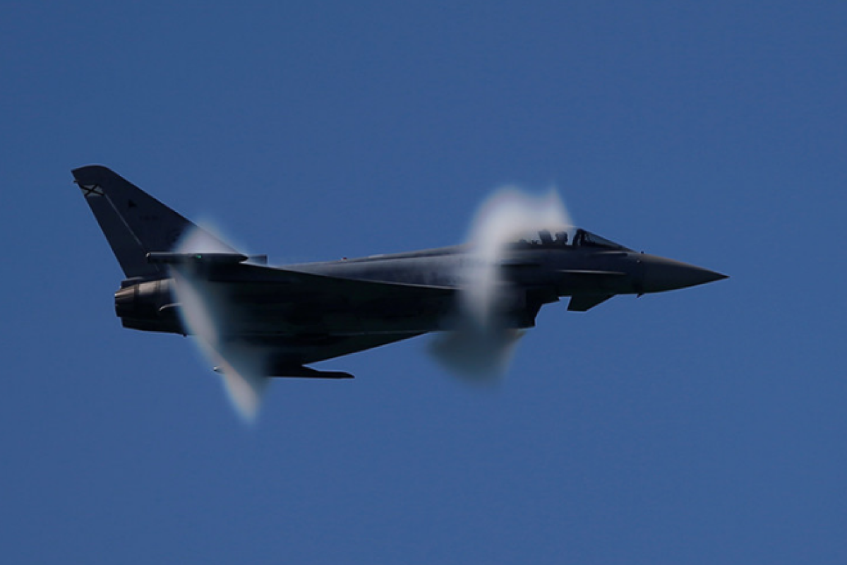 Трагедия в Испании: военный самолет потерпел крушение, погиб пилот