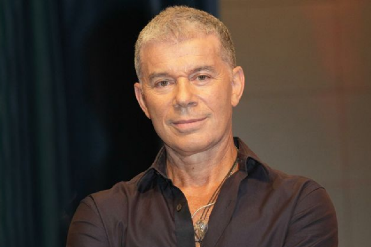 Известный певец Олег Газманов попал в ДТП: появились подробности Известный певец Олег Газманов попал в ДТП: появились подробности