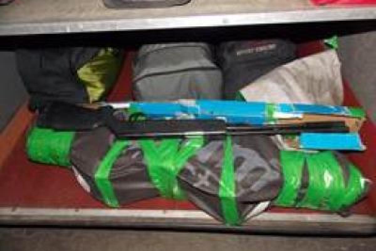 На украинско-польской границе пограничники выявили пневматическое оружие