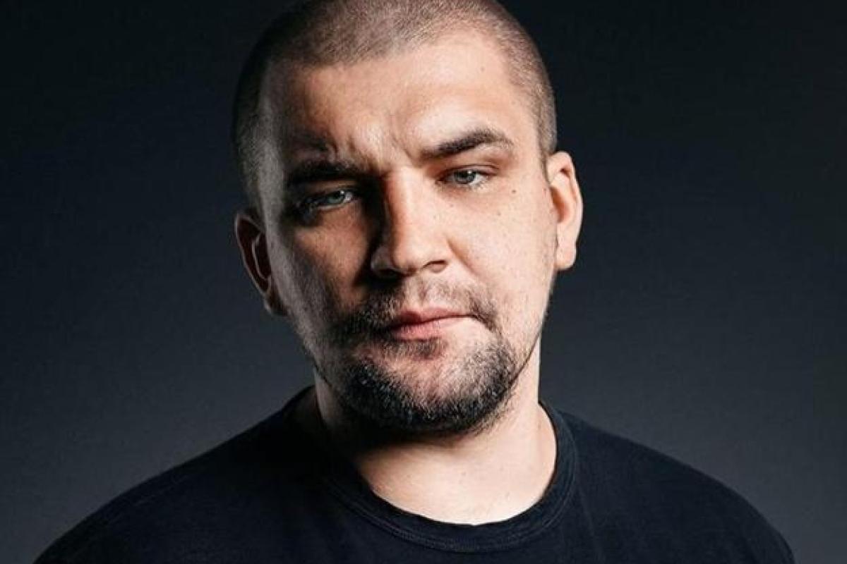 "Медлячок, чтобы ты заплакала": В Киеве отменили концерт Басты из-за запрета СБУ "Медлячок, чтобы ты заплакала": В Киеве отменили концерт Басты из-за запрета СБУ