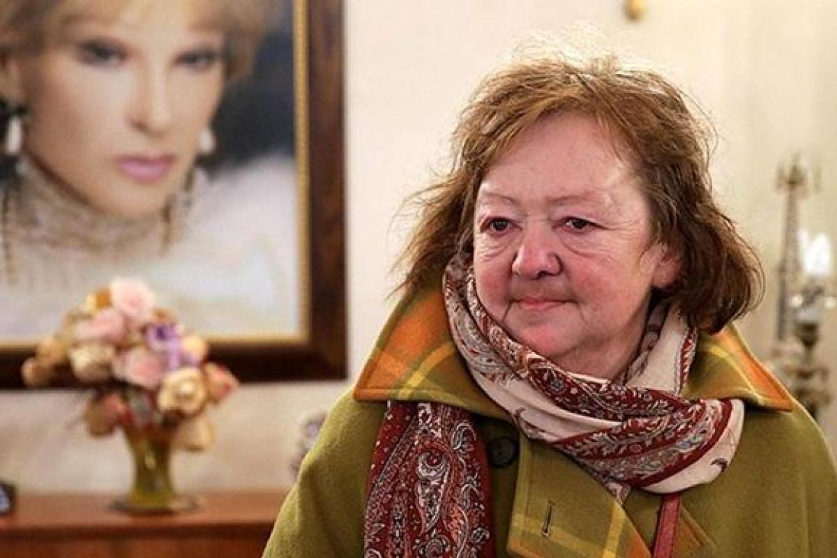 Единственная дочь актрисы Людмилы Гурченко найдена мертвой в своем подъезде Единственная дочь актрисы Людмилы Гурченко найдена мертвой в своем подъезде