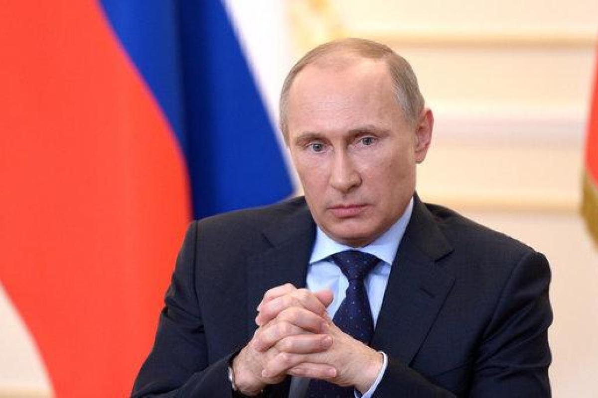 Путин впервые провел переговоры с Захарченко и Плотницким Путин впервые провел переговоры с Захарченко и Плотницким