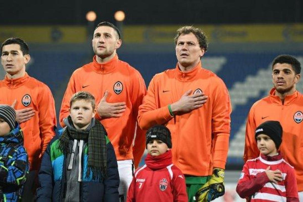 «Будете играть в Донецке»: ультрас поставили игрокам «Шахтера» ультиматум