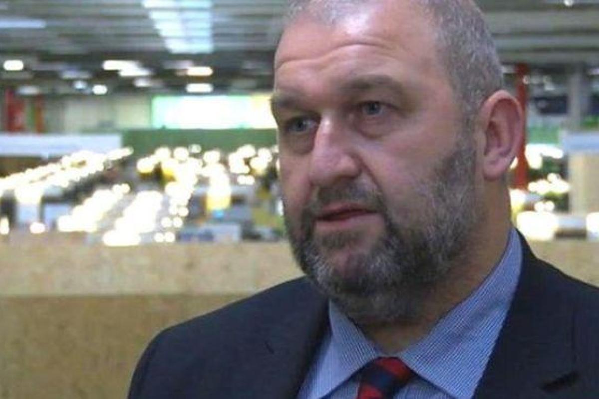 Министр совершил суицид после обвинений в сексуальных домогательствах Министр совершил суицид после обвинений в сексуальных домогательствах