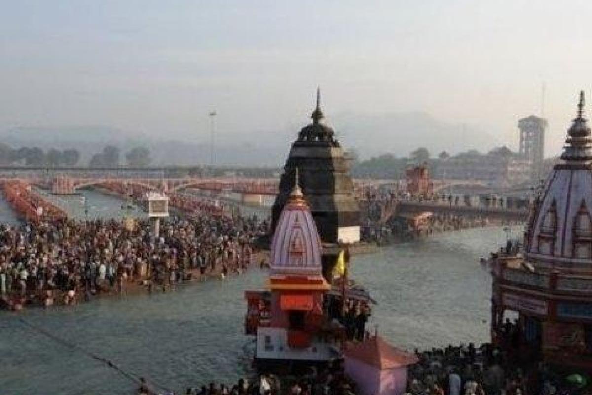 В Индии религиозная церемония закончилась массовой давкой, есть жертвы