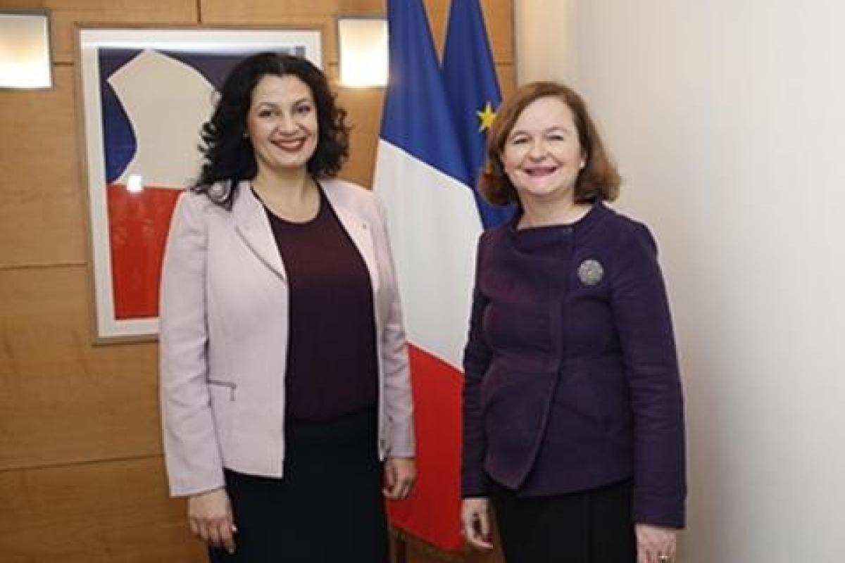 Франция не будет ослаблять санкции против РФ Франция не будет ослаблять санкции против РФ