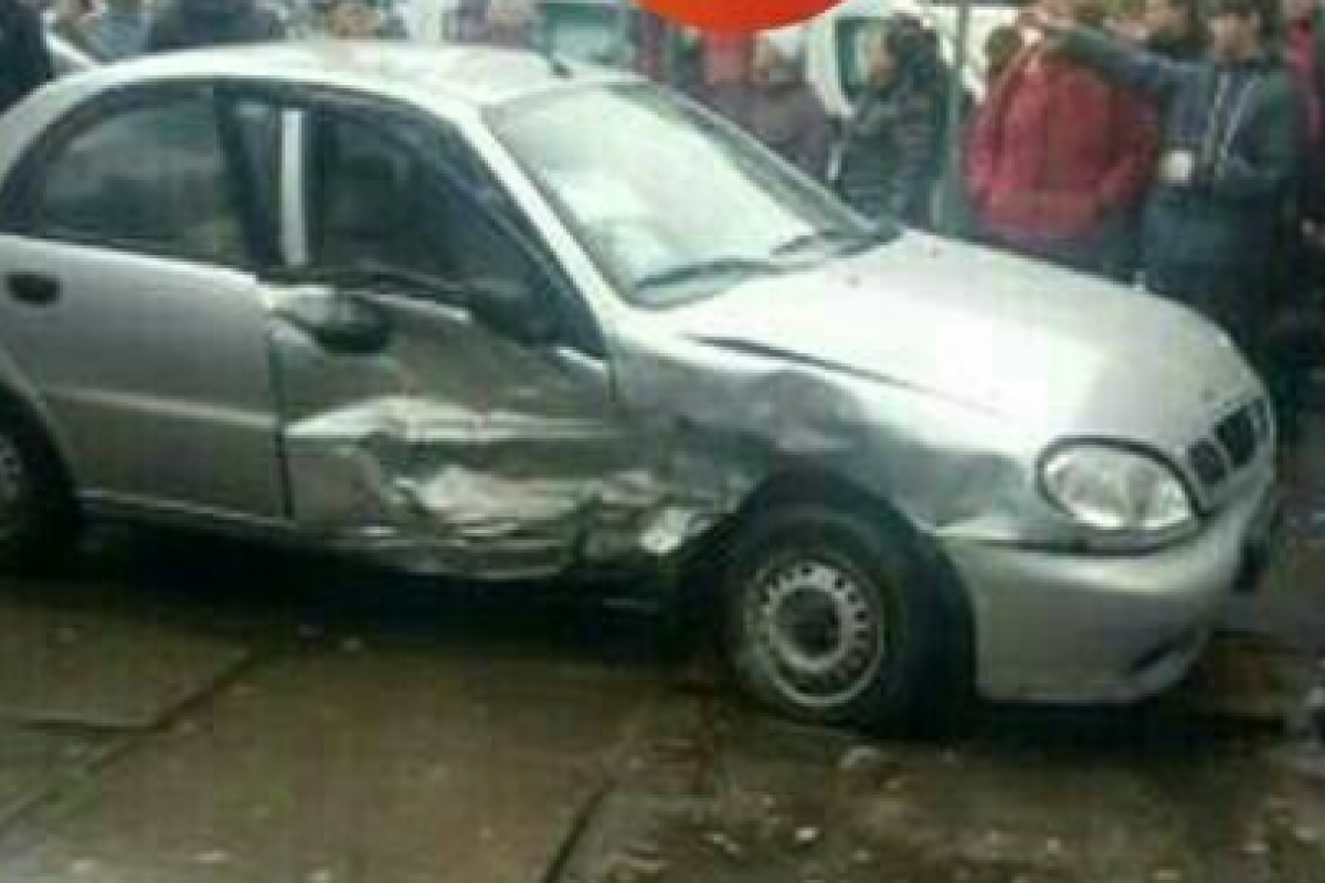 В Киеве произошло ДТП с пострадавшими В Киеве произошло ДТП с пострадавшими