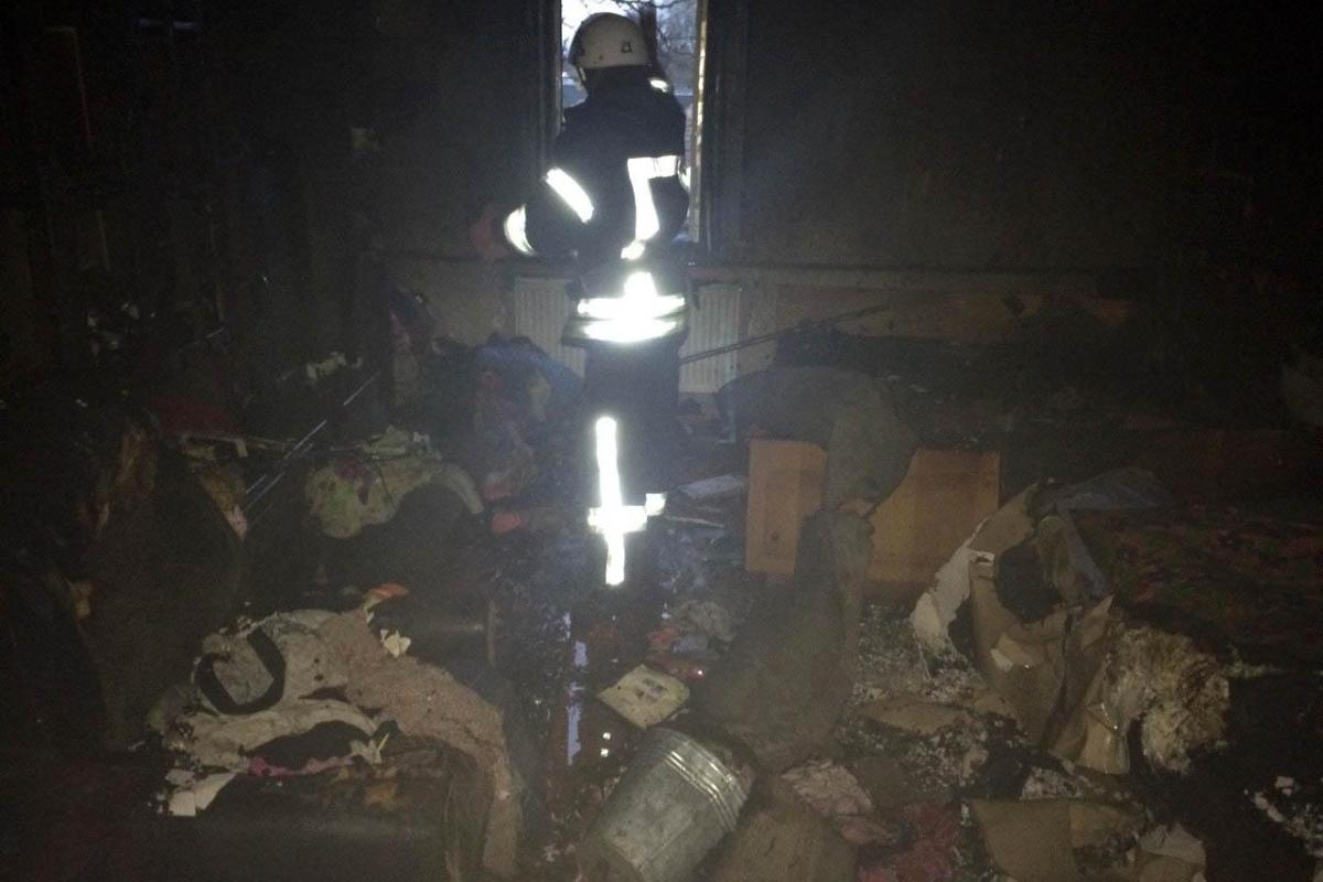 На Киевщине в доме взорвался телевизор, пострадали 2 человека На Киевщине в доме взорвался телевизор, пострадали 2 человека