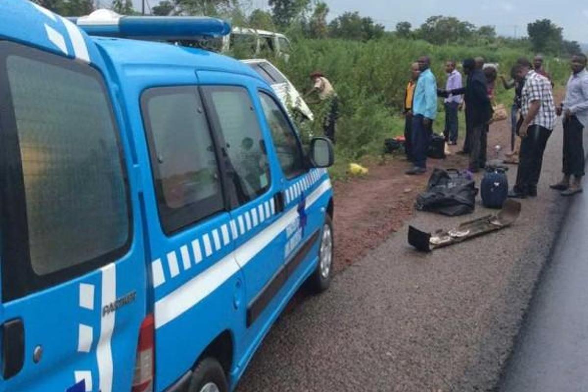 Кровавая свадьба: В Нигерии в ДТП погибло 11 подружек невесты