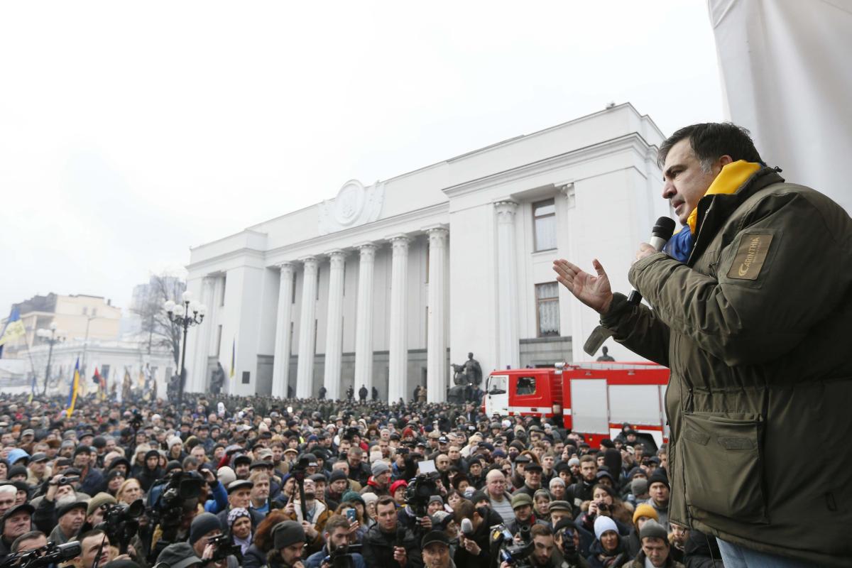 Луценко рассказал, как окружение Януковича хотело устроить «русскую зиму в Киеве» с помощью Саакашвили Луценко рассказал, как окружение Януковича хотело устроить «русскую зиму в Киеве» с помощью Саакашвили