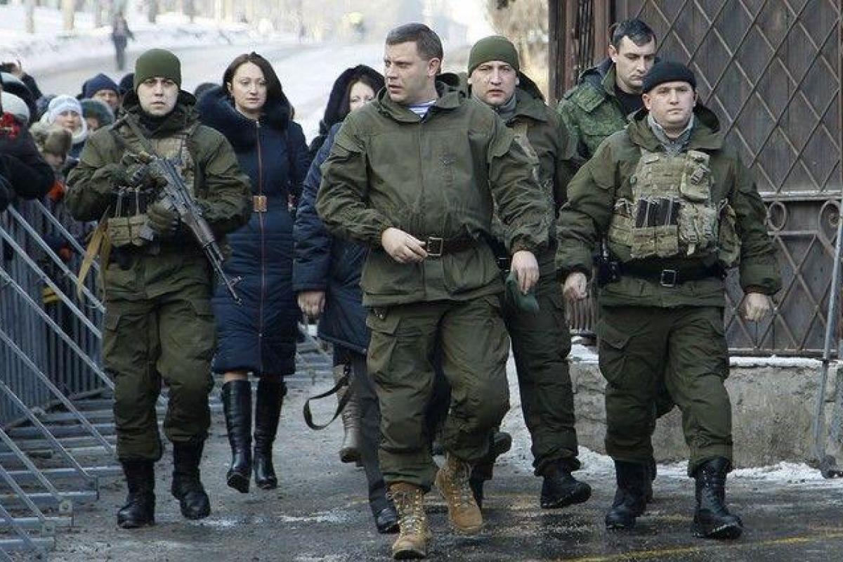 "Если бы был заказ, то все состоялось бы в лучшем виде": соцсети высмеяли "покушение" на Захарченко "Если бы был заказ, то все состоялось бы в лучшем виде": соцсети высмеяли "покушение" на Захарченко