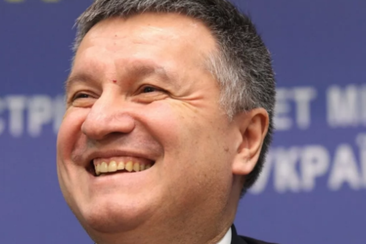 Новогодние каникулы главы МВД: Аваков улетел на отдых в Италию Новогодние каникулы главы МВД: Аваков улетел на отдых в Италию