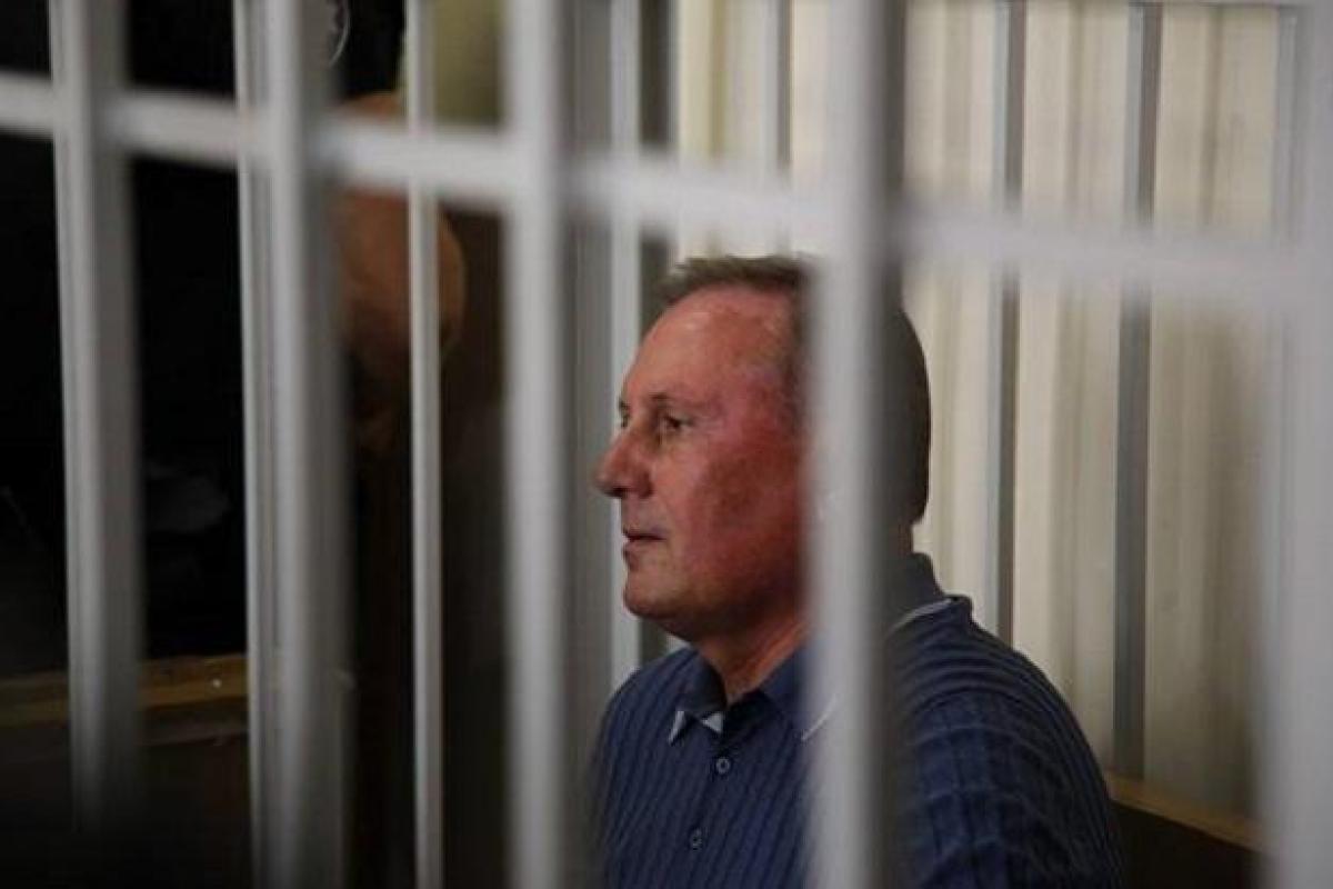 Свидетели по делу Ефремова рассказали в суде, как луганские депутаты договаривались "звать на помощь" Россию Свидетели по делу Ефремова рассказали в суде, как луганские депутаты договаривались "звать на помощь" Россию