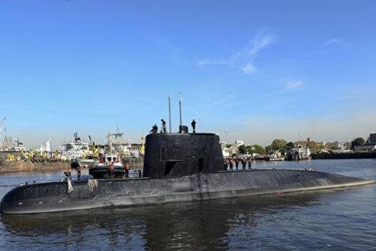 ВМФ Аргентины прекратил поиски 44 пропавших членов экипажа подлодки "ARA San Juan"