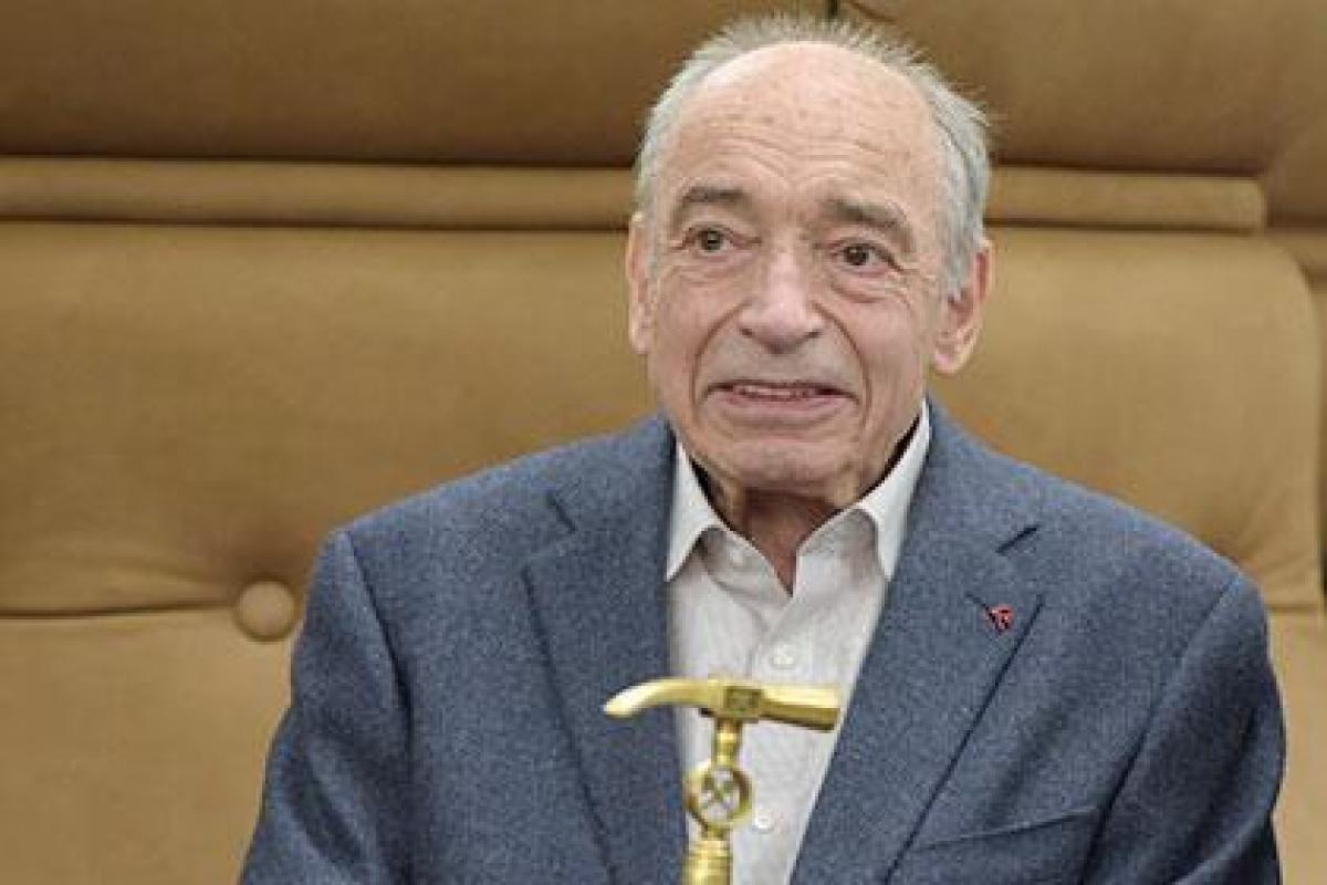 "Опасность заражения": стали известны подробности госпитализации Валентина Гафта "Опасность заражения": стали известны подробности госпитализации Валентина Гафта