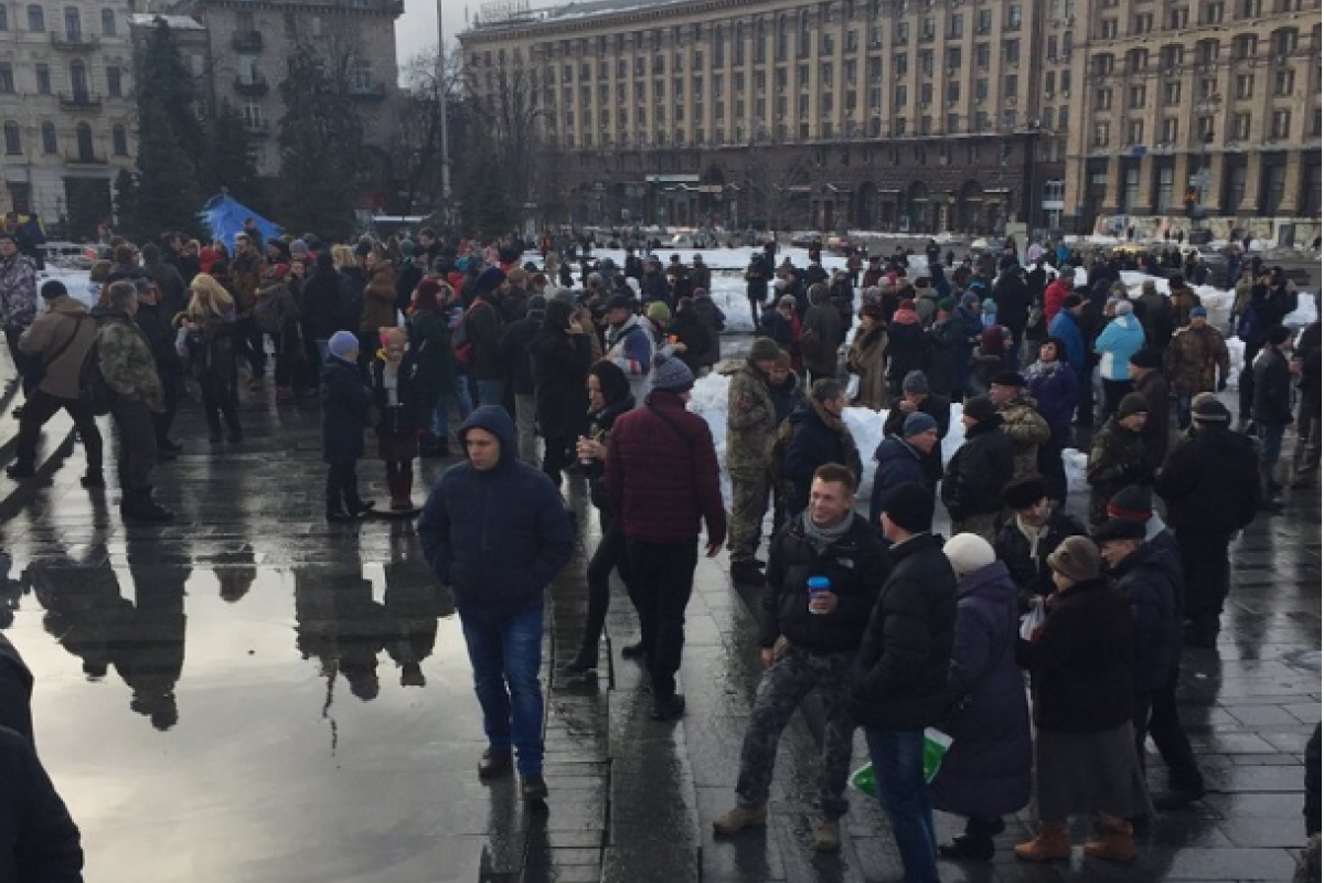 В Киеве проходит флешмоб "Кофе на Крещатике" В Киеве проходит флешмоб "Кофе на Крещатике"