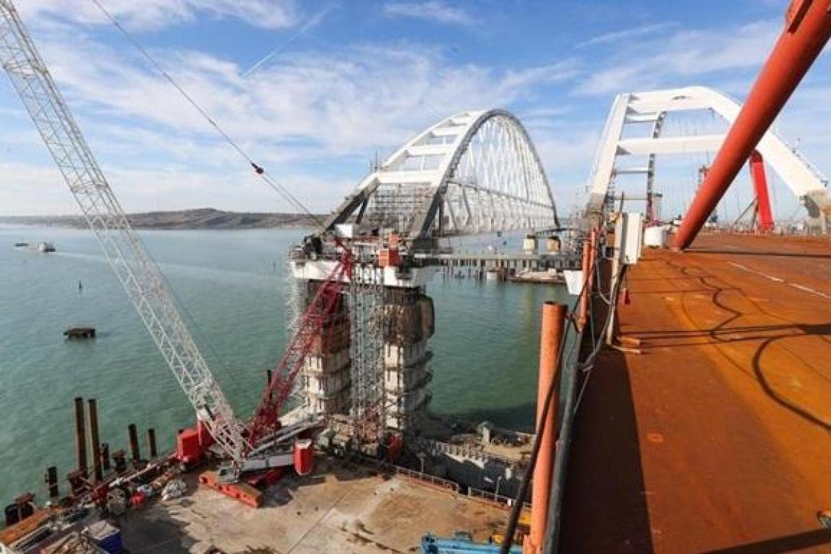 Российский журналист рассказал, почему Крымский мост не запустят в 2018 году Российский журналист рассказал, почему Крымский мост не запустят в 2018 году