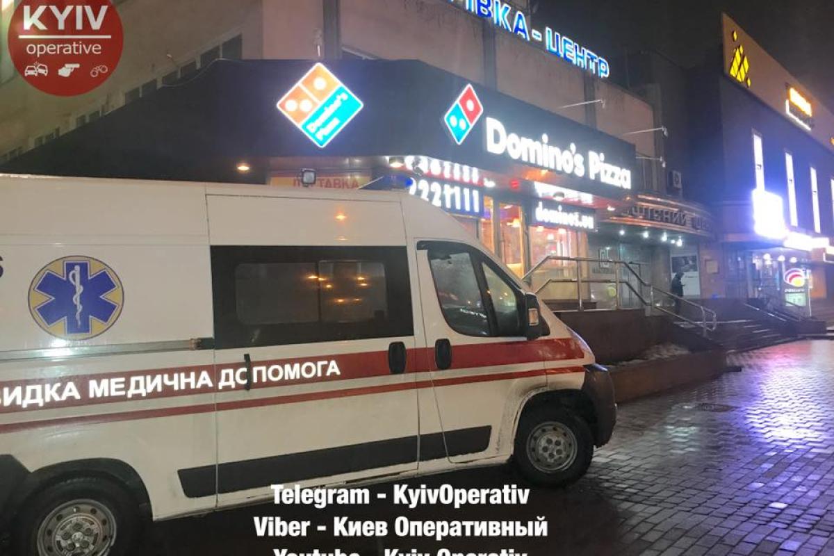 В столичной пиццерии парень сделал себе укол и умер В столичной пиццерии парень сделал себе укол и умер