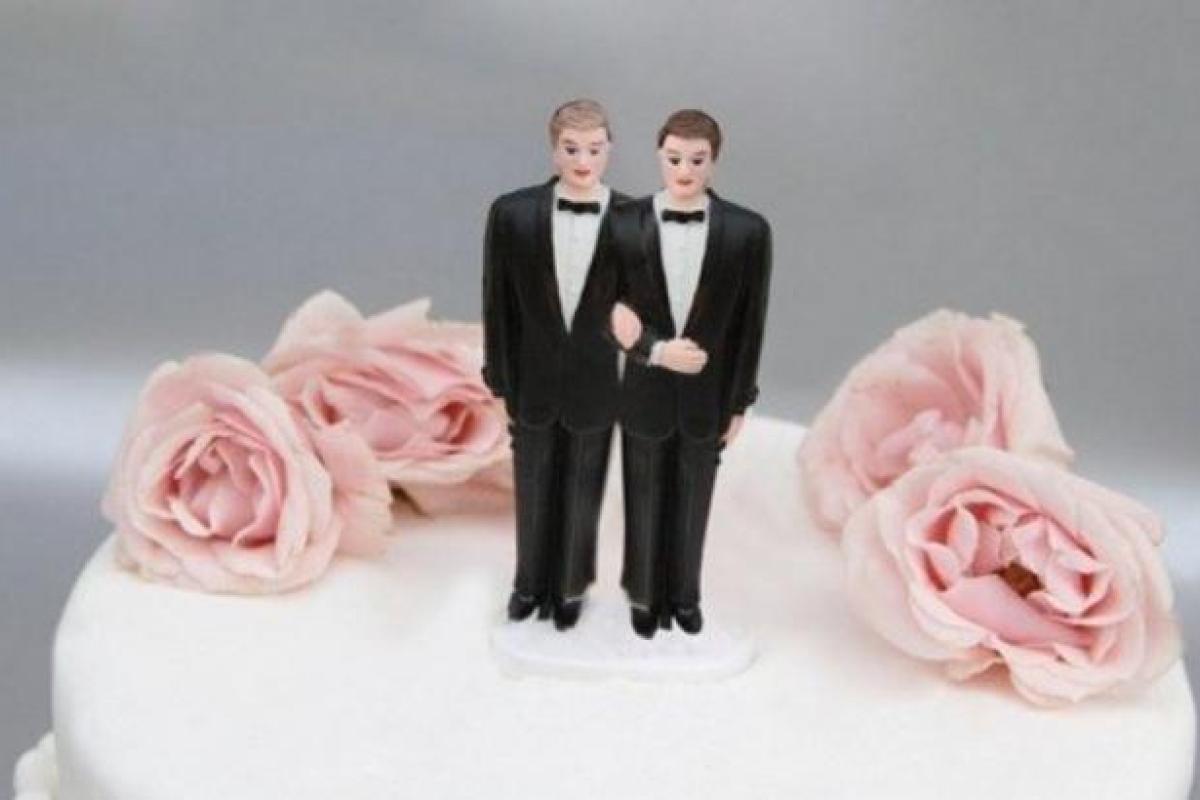 В России впервые признали однополый брак