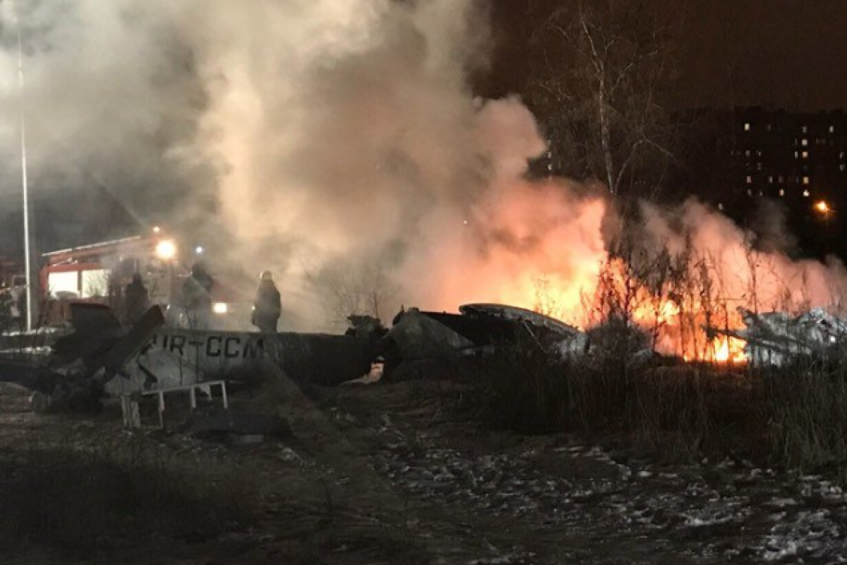 Взрыв, сильный пожар и груда покореженного металла: очевидцы о крушении вертолета в Кременчуге Взрыв, сильный пожар и груда покореженного металла: очевидцы о крушении вертолета в Кременчуге