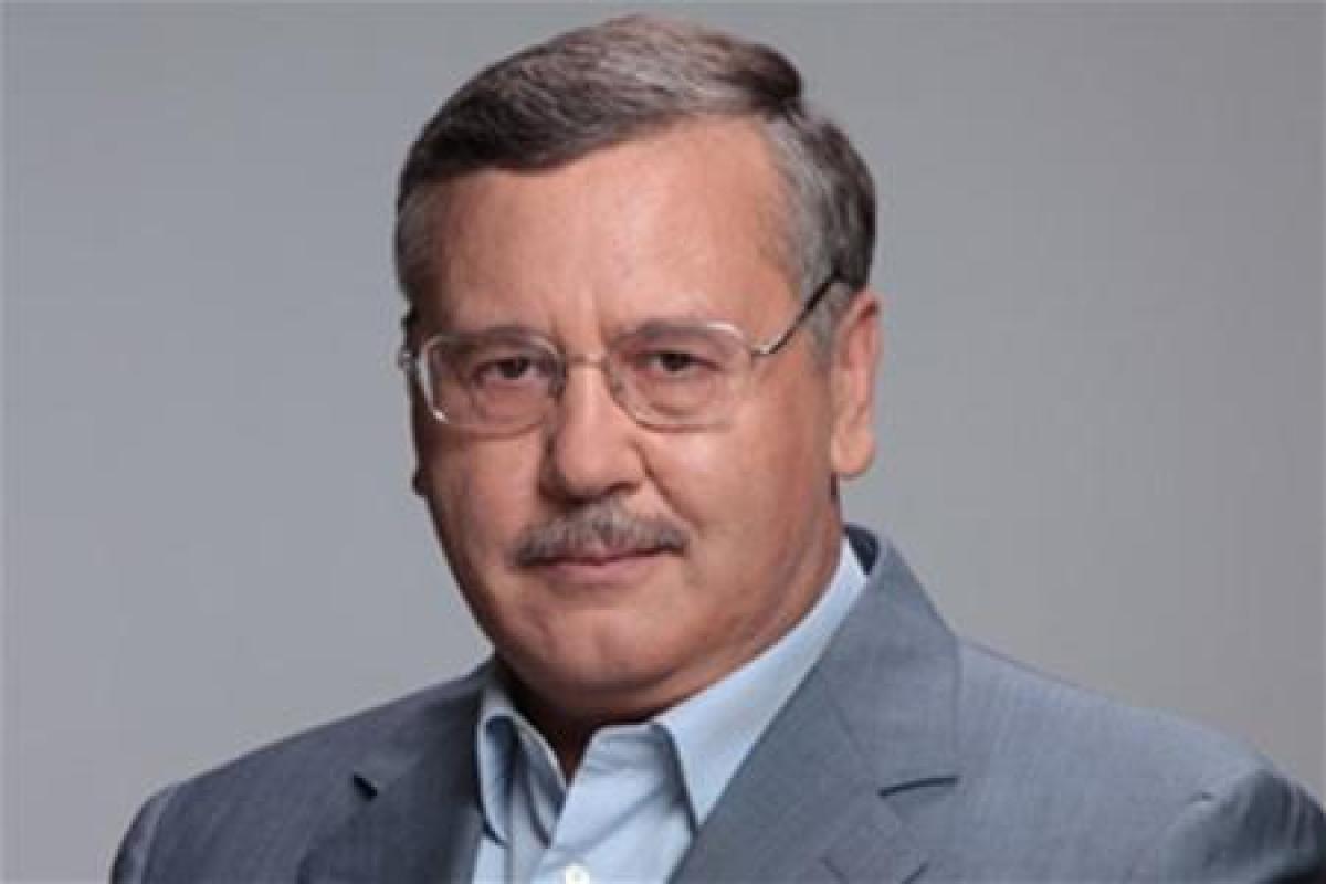 Гриценко: Порошенко время от времени проводит тайные встречи с Путиным Гриценко: Порошенко время от времени проводит тайные встречи с Путиным