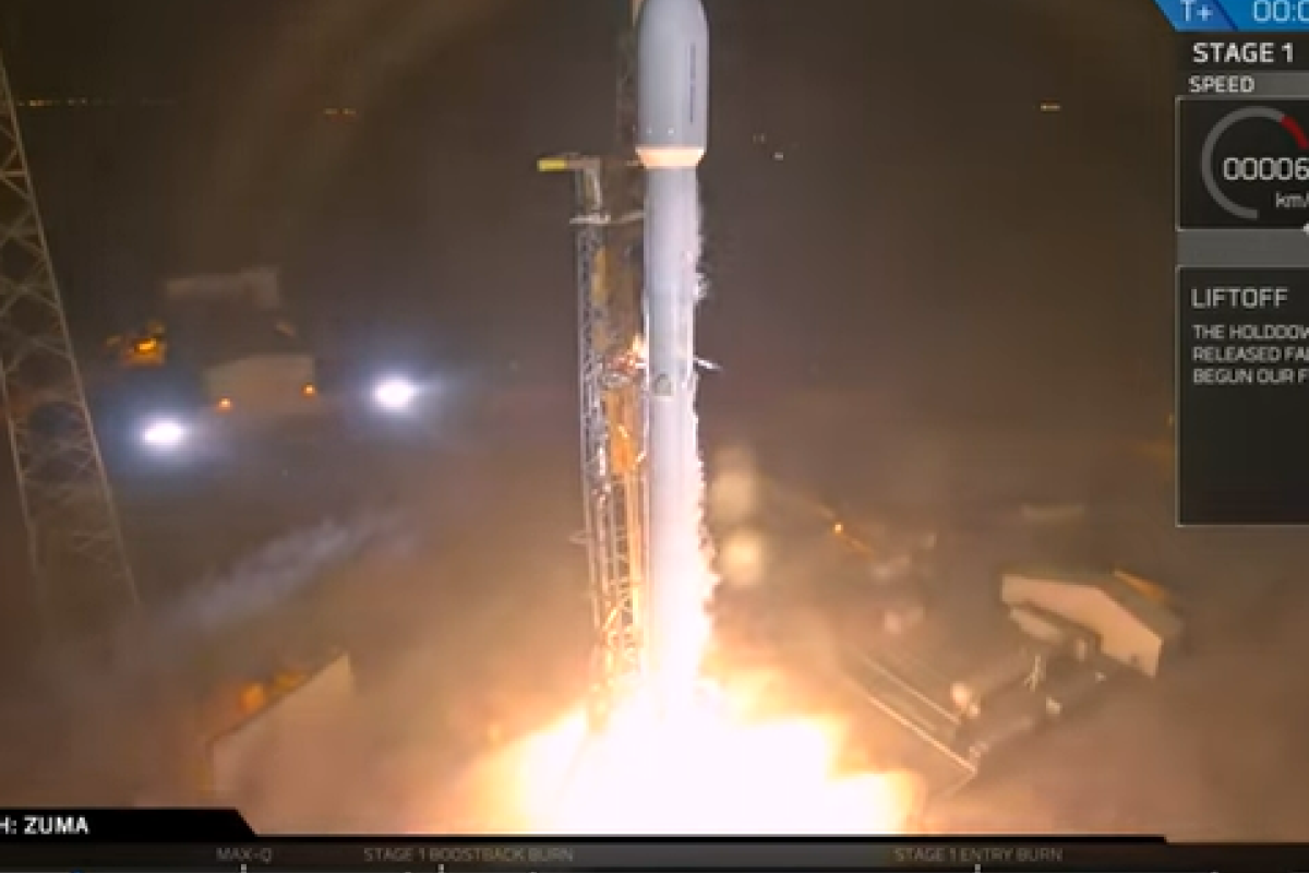 SpaceX запустила ракету Falcon 9 с секретным спутником Zuma SpaceX запустила ракету Falcon 9 с секретным спутником Zuma