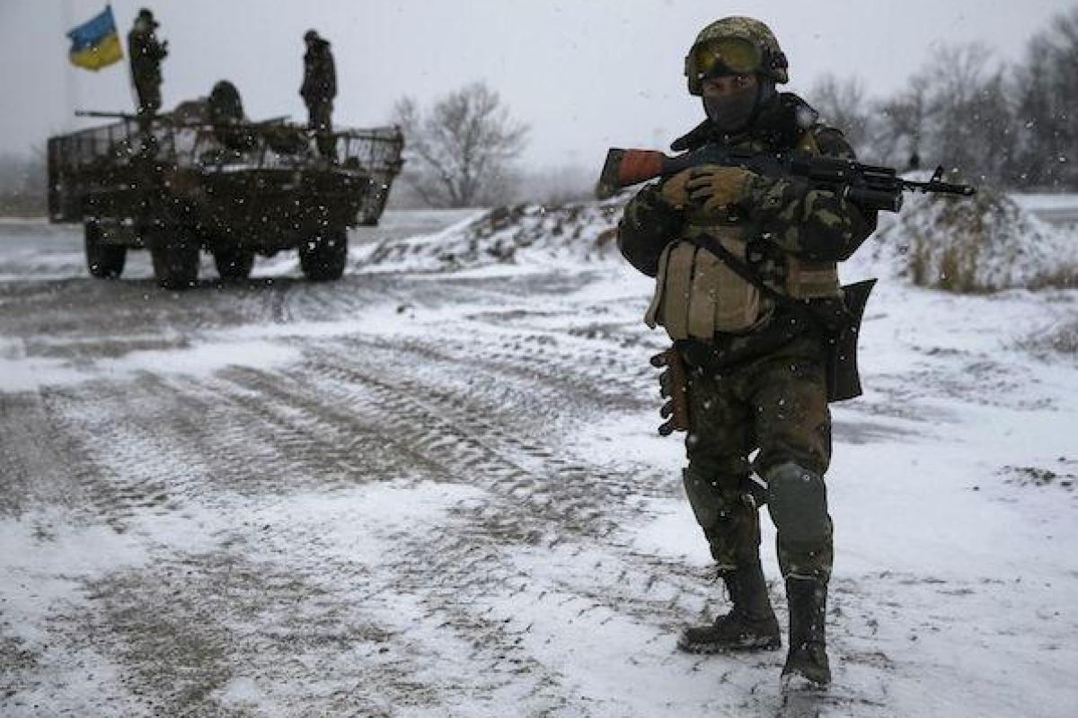 В результате вражеских обстрелов получили ранения трое военнослужащих ВСУ