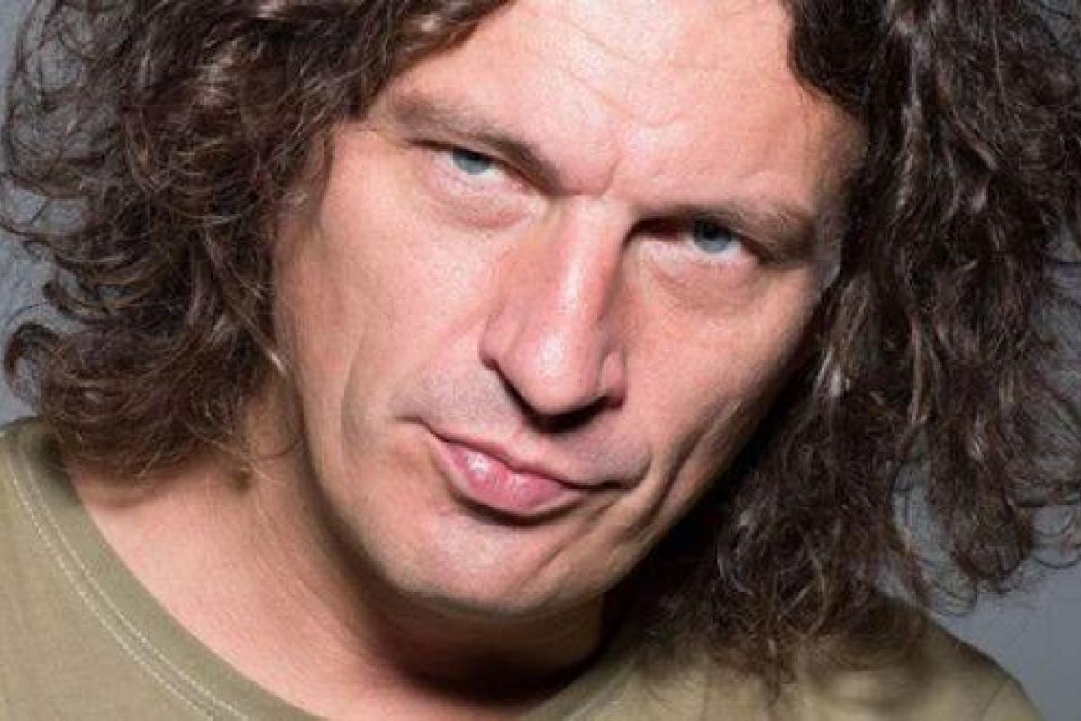 Украина чтит память Кузьмы Скрябина: 3 года назад жуткое ДТП оборвало жизнь музыканта