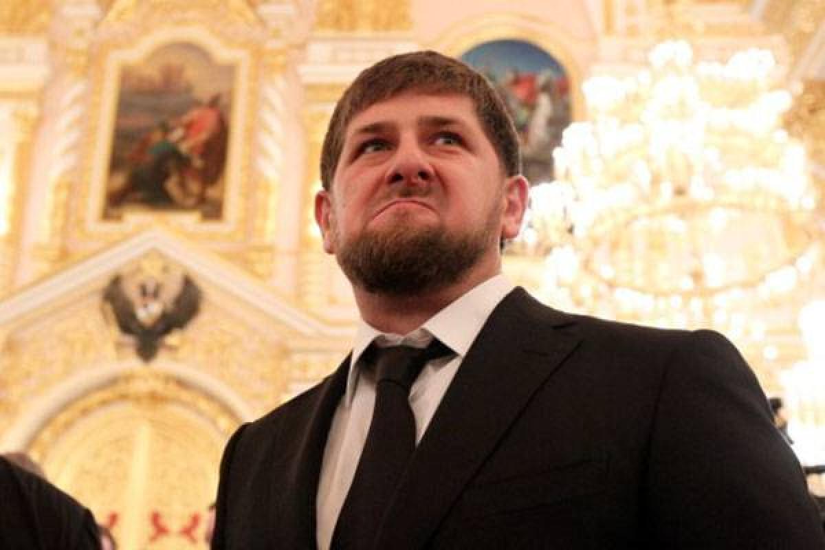 "Не поздравления, а проклятия": 23 февраля Кадыров вновь хулит Сталина "Не поздравления, а проклятия": 23 февраля Кадыров вновь хулит Сталина