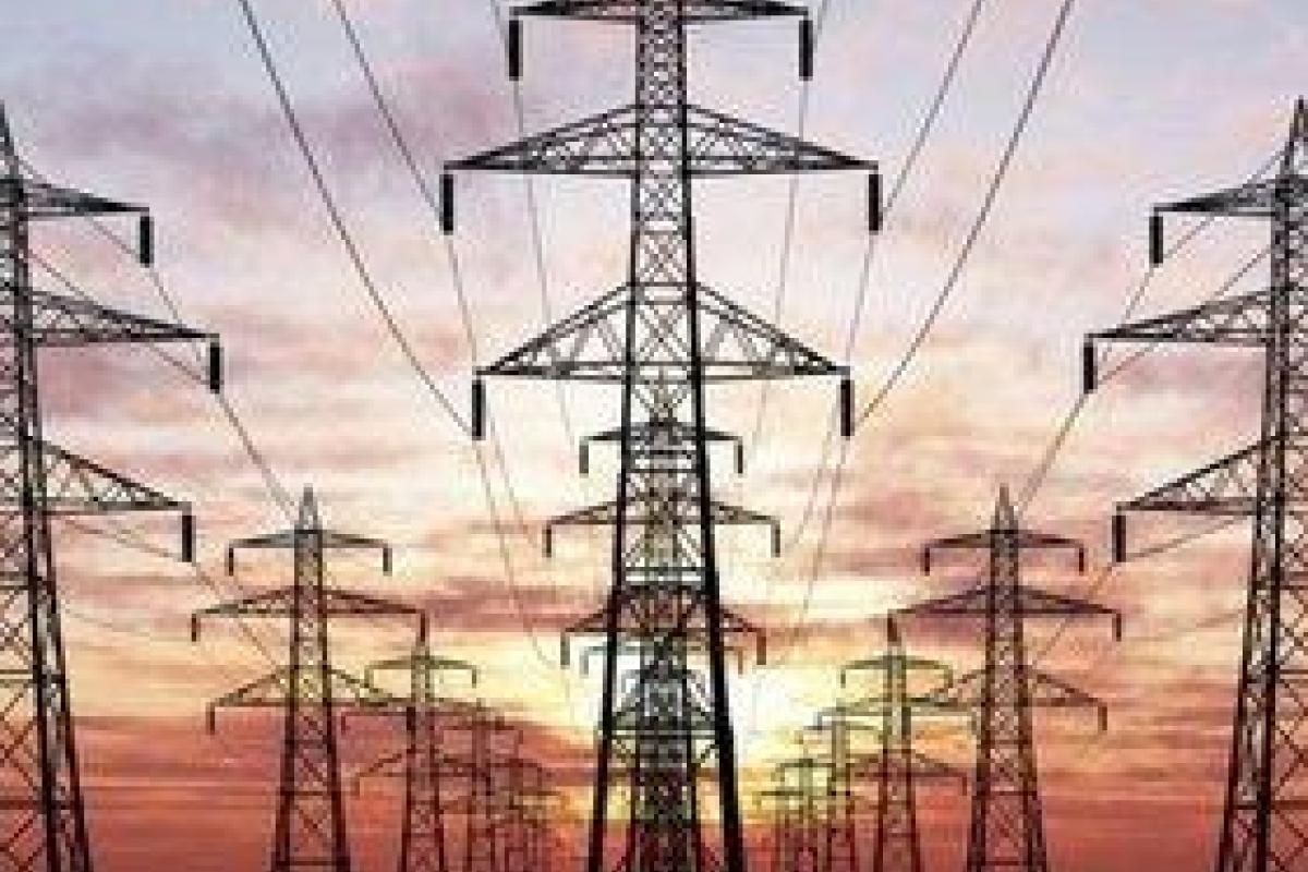 Непогода продолжает обесточивать населенные пункты на Луганщине