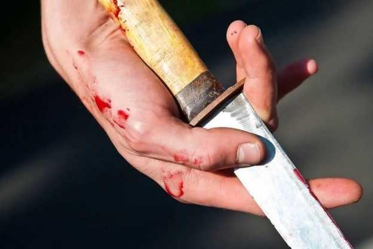 Упала с 14 этажа, после чего была зверски убита в собственной квартире: В России обнаружили труп школьницы Упала с 14 этажа, после чего была зверски убита в собственной квартире: В России обнаружили труп школьницы