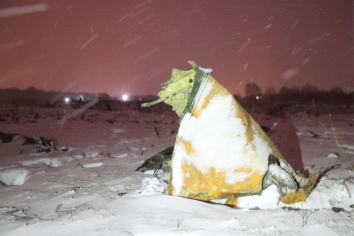 На месте крушения Ан-148 в Подмосковье найдено более 200 фрагментов тел На месте крушения Ан-148 в Подмосковье найдено более 200 фрагментов тел