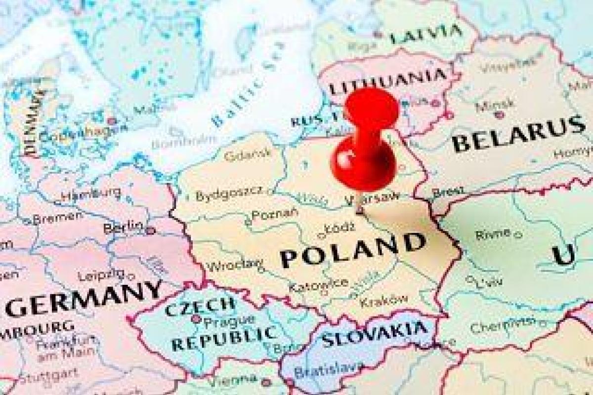 "До свидания, Польша": Украинцам не дают вид на жительство, если они не осуждают Бандеру и УПА "До свидания, Польша": Украинцам не дают вид на жительство, если они не осуждают Бандеру и УПА