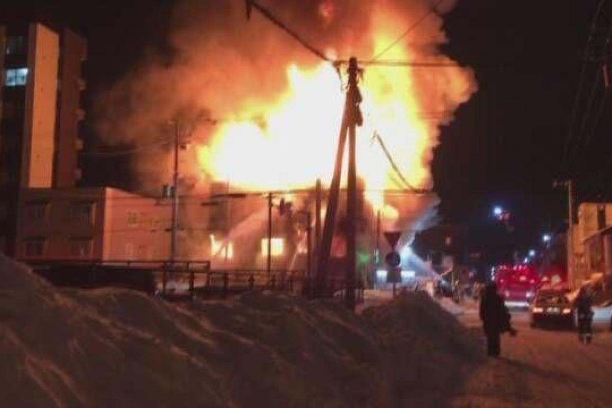 Жуткая смерть: в Японии сгорел дом престарелых, 11 человек погибли Жуткая смерть: в Японии сгорел дом престарелых, 11 человек погибли