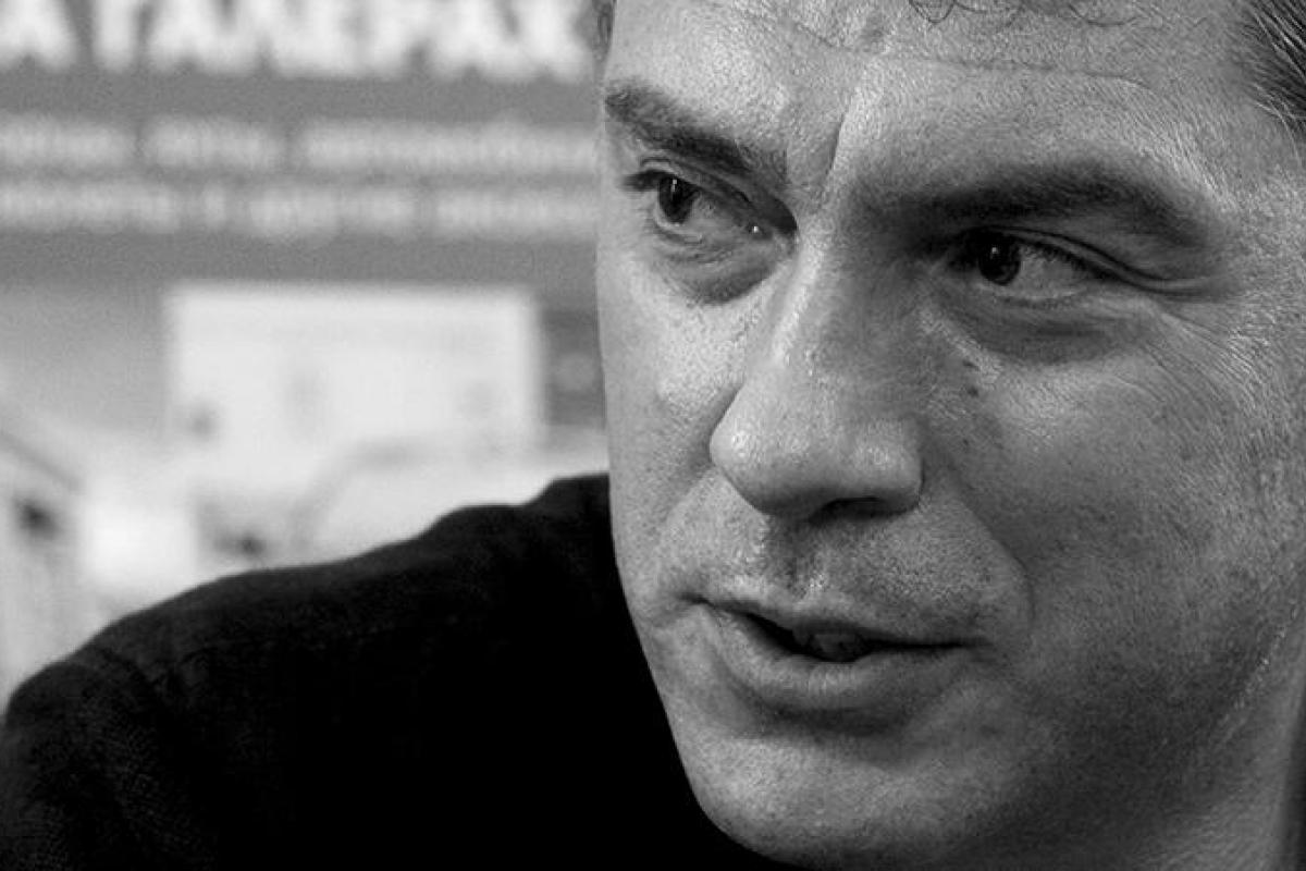 «Напоминание Путину»: в США площадь перед посольством РФ назвали в честь Немцова «Напоминание Путину»: в США площадь перед посольством РФ назвали в честь Немцова