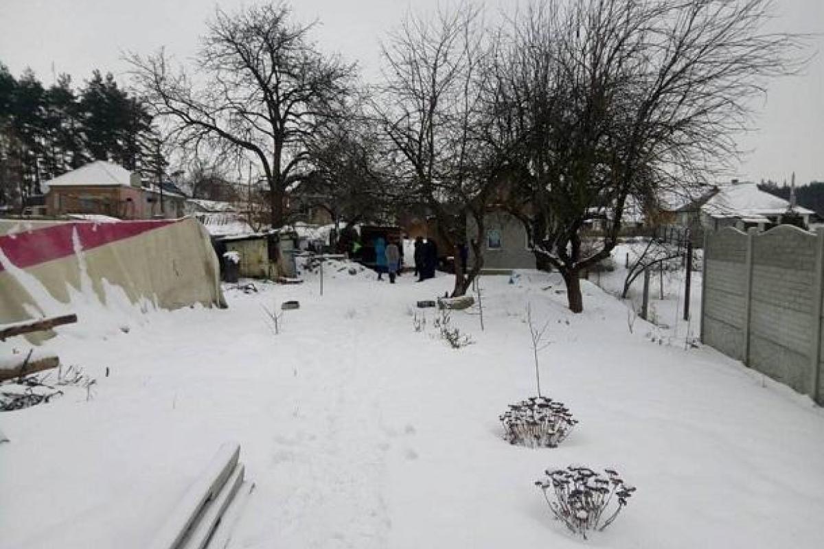 В Харьковской области угарным газом отравилась целая семья В Харьковской области угарным газом отравилась целая семья