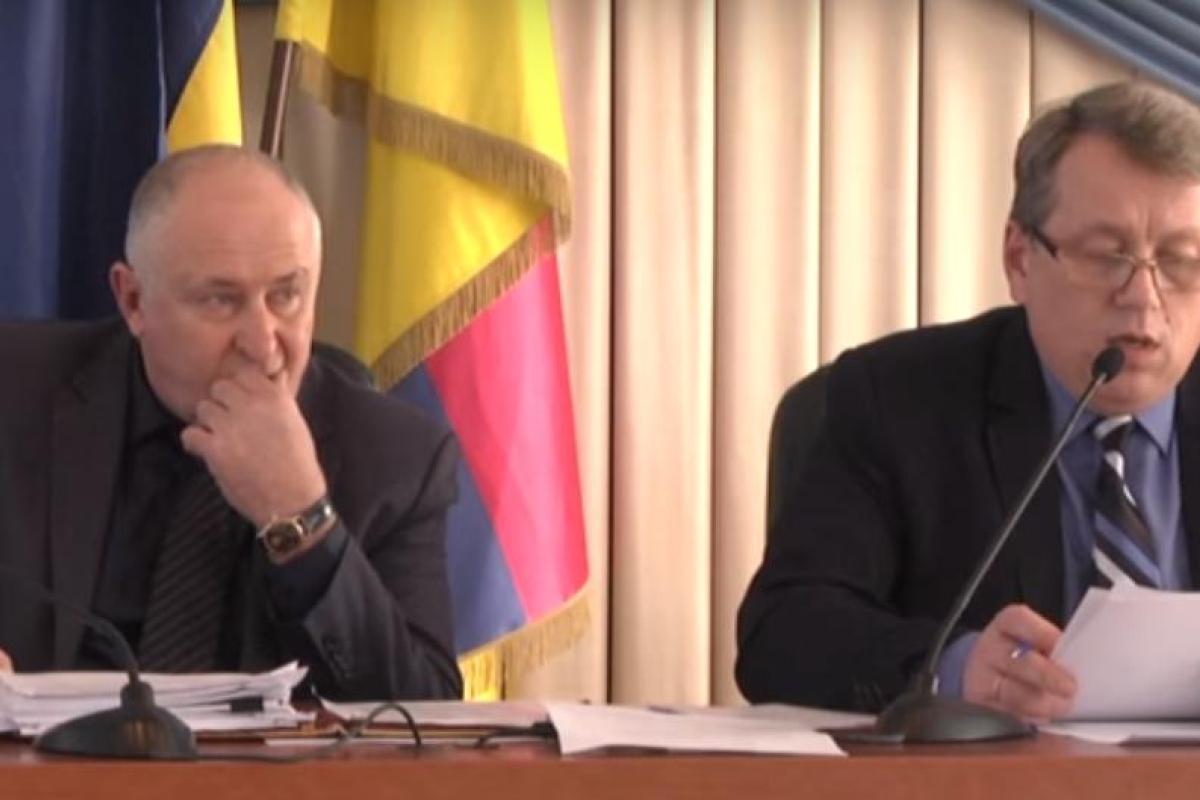 Политический кризис в Лисичанске может перерасти в экономический Политический кризис в Лисичанске может перерасти в экономический