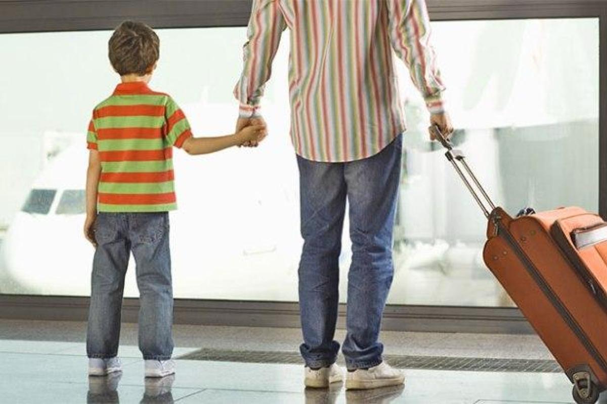 В Украине изменятся правила вывоза детей за границу: в каких случаях не нужно разрешение второго родителя