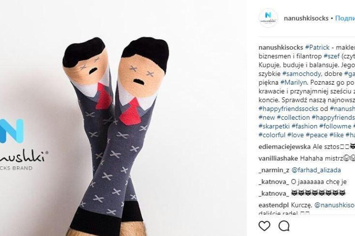 В Польше разгорелся скандал из-за носков, похожих на Гитлера