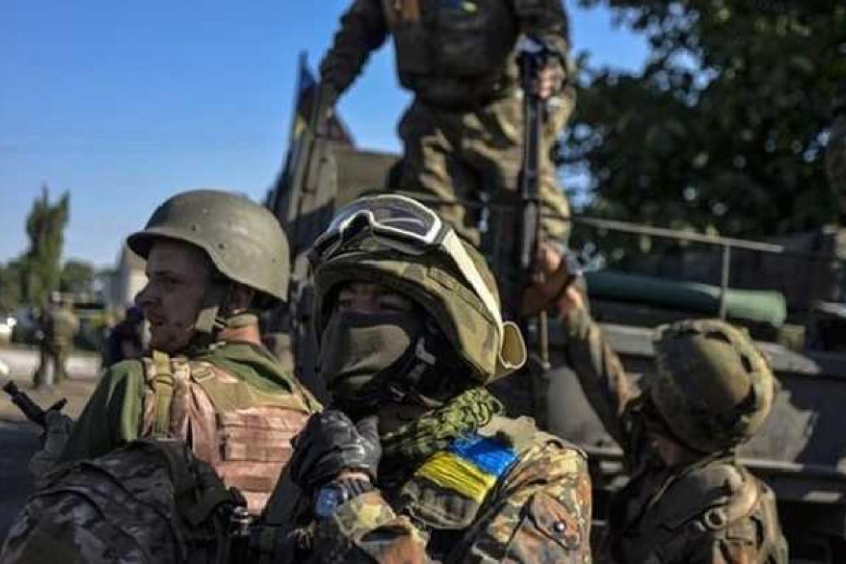 Штаб АТО: Ситуация на Донбассе находится под контролем украинских защитников Штаб АТО: Ситуация на Донбассе находится под контролем украинских защитников