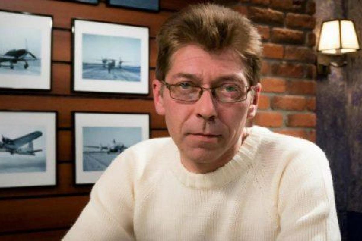 Журналист Сотник эвакуировал семью из России