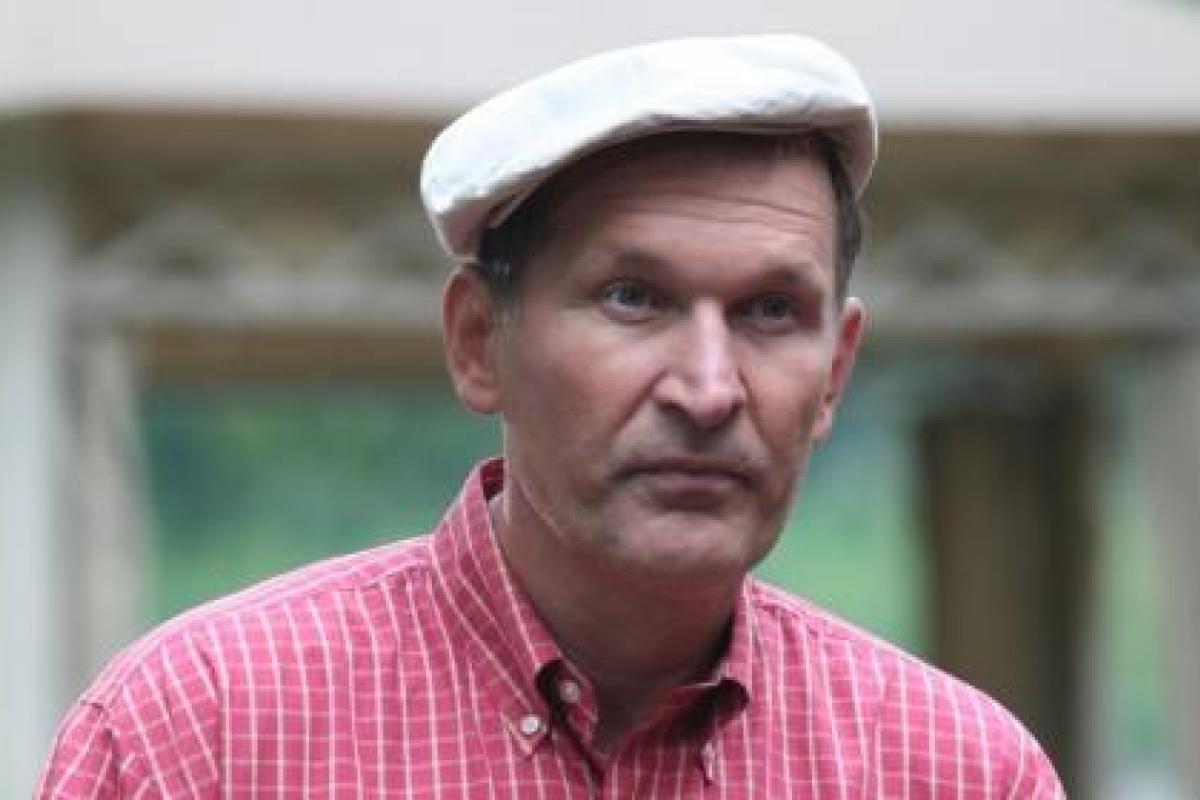 Актер Федор Добронравов попал в больницу: спектакли отменены Актер Федор Добронравов попал в больницу: спектакли отменены