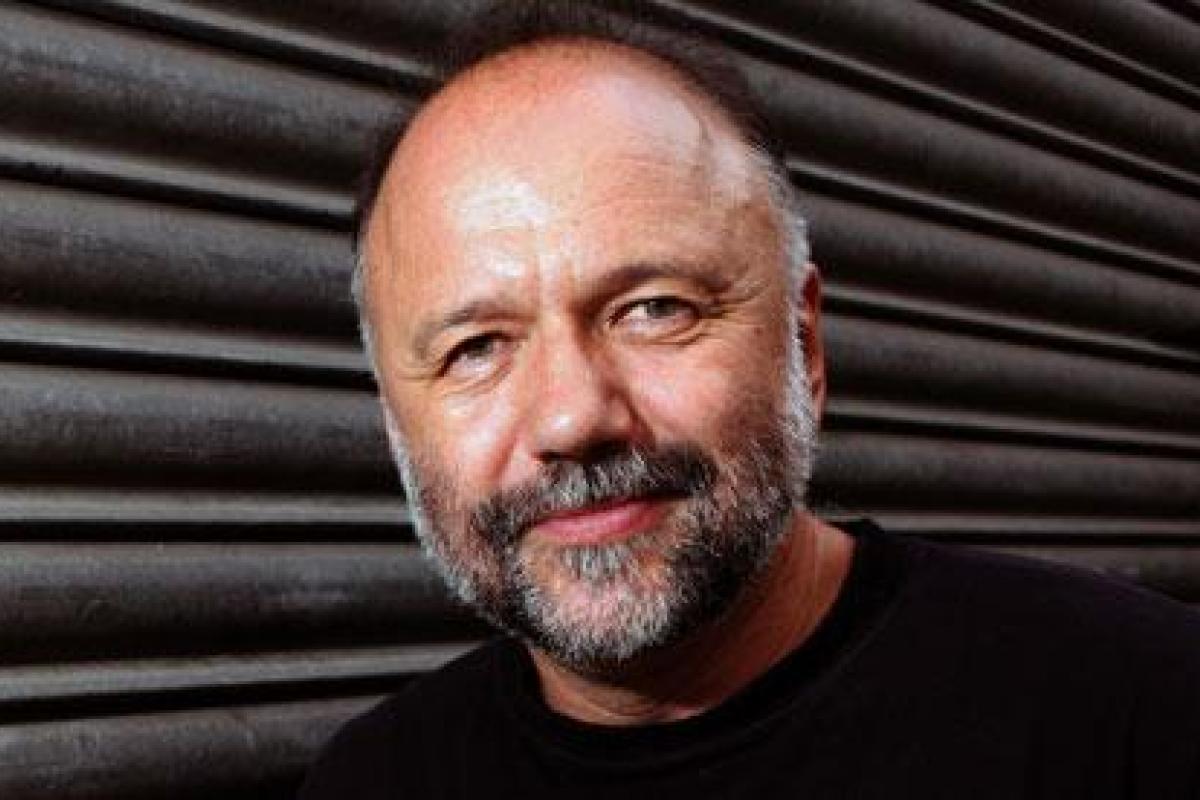 Квартиру известного украинского писателя залило кипятком: фото и видео Квартиру известного украинского писателя залило кипятком: фото и видео