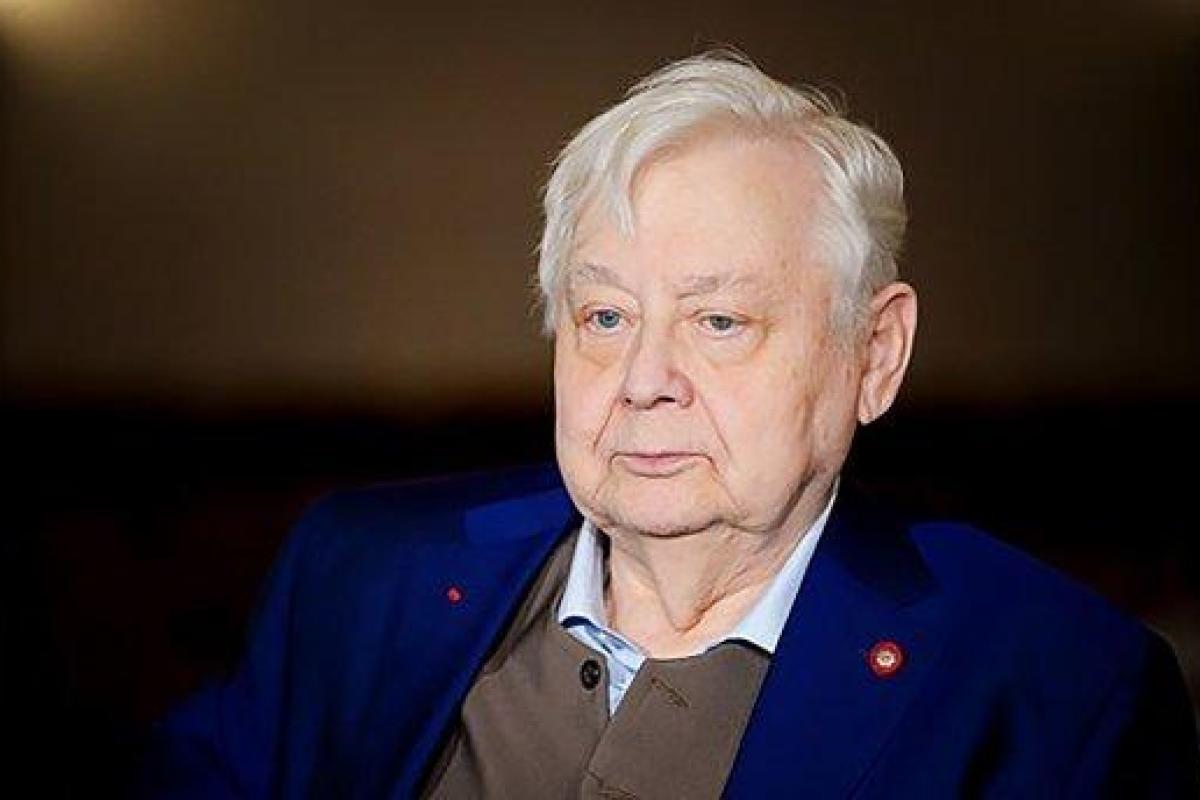 Бывшая жена и дочь не пришли на похороны Табакова Бывшая жена и дочь не пришли на похороны Табакова