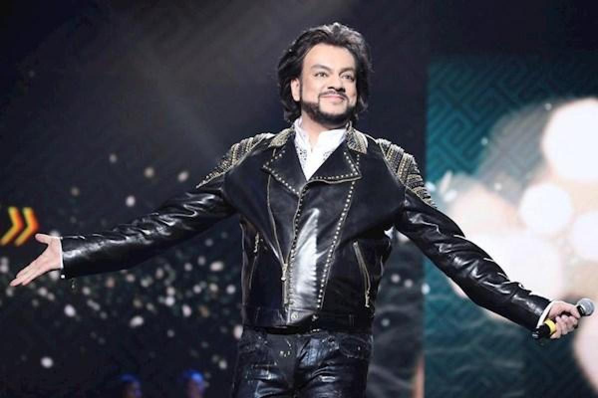 Филипп Киркоров замечен в одежде Пугачевой: фото Филипп Киркоров замечен в одежде Пугачевой: фото