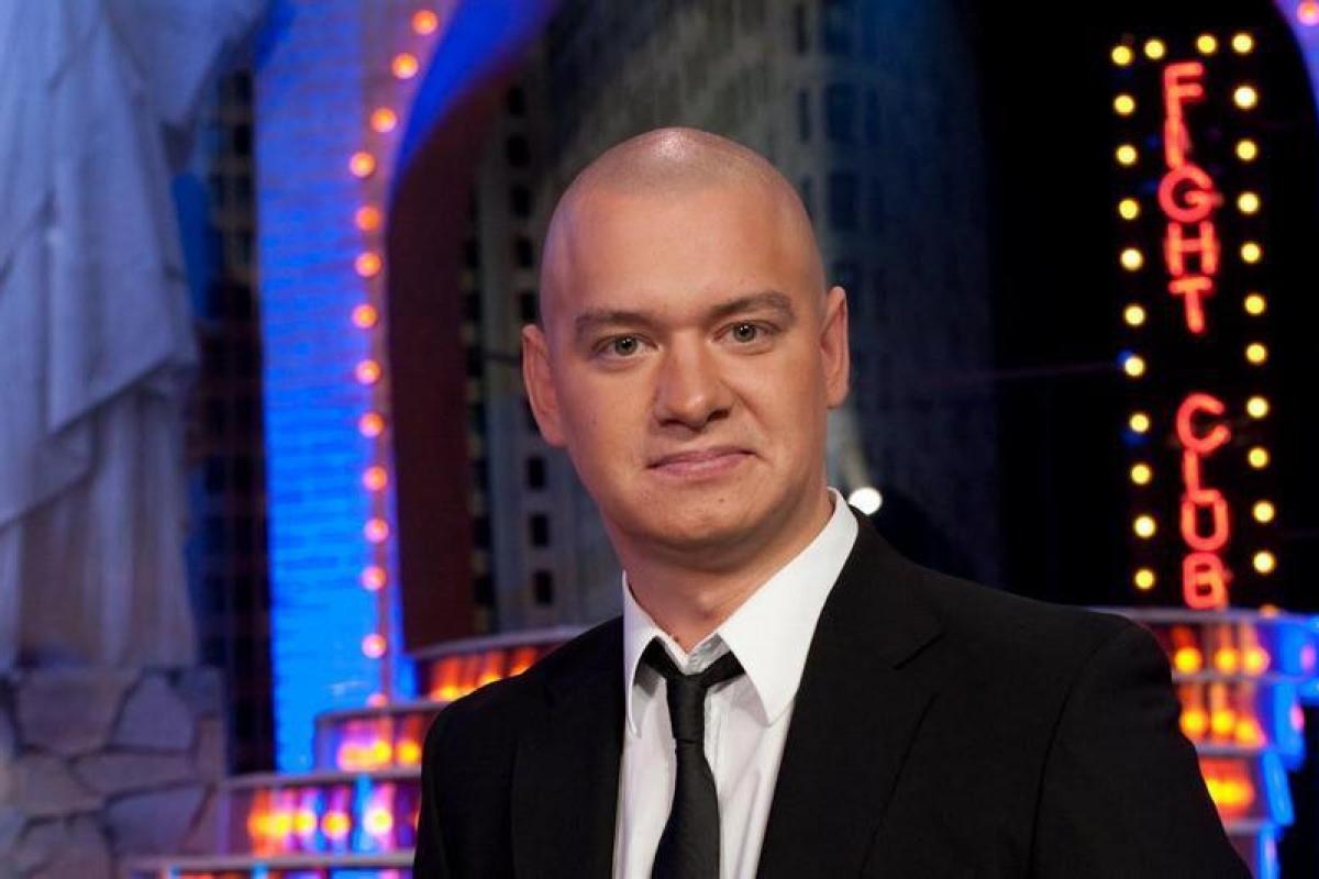 Евгений Кошевой удивил поклонников "весенним" фото с отросшими волосами Евгений Кошевой удивил поклонников "весенним" фото с отросшими волосами