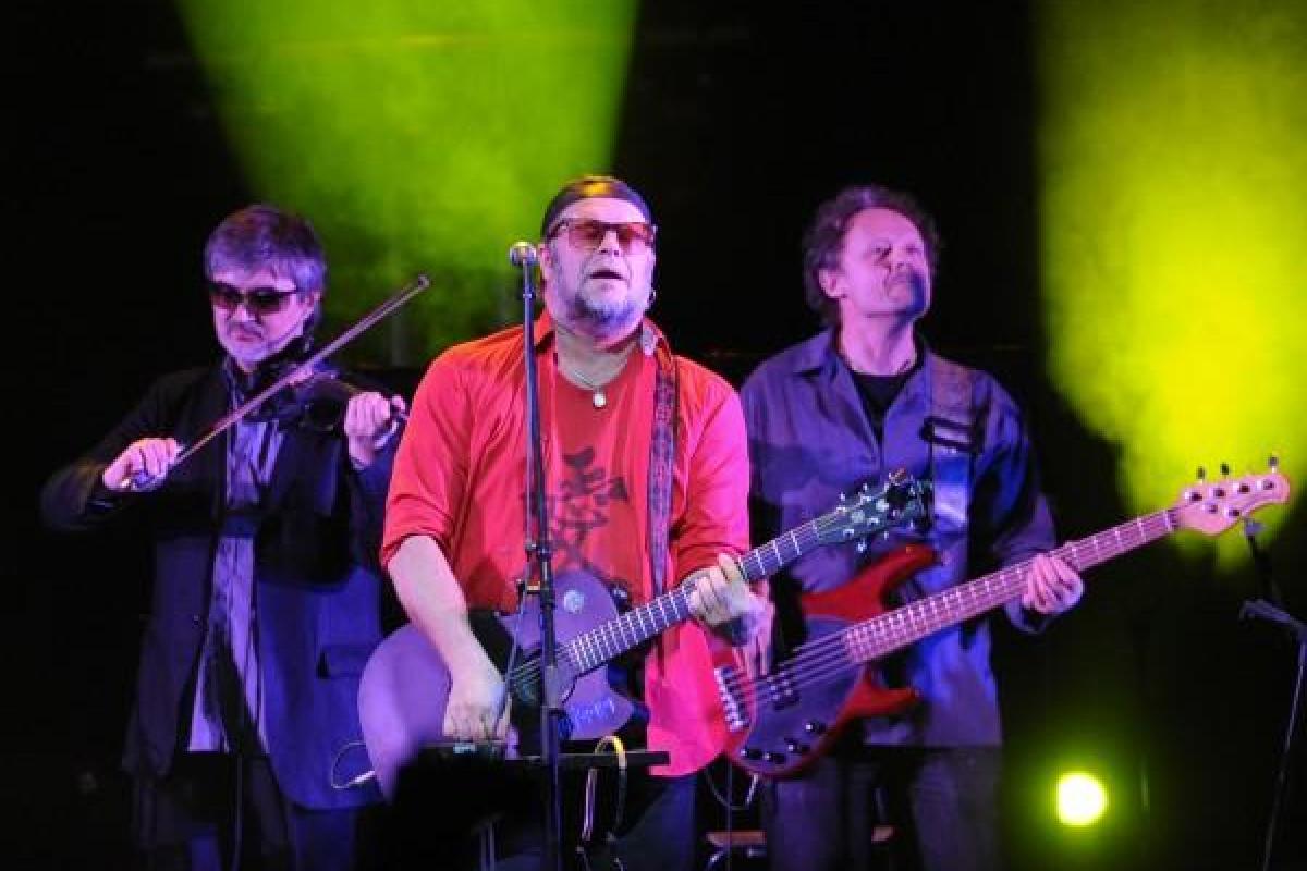 Группа «Аквариум» перенесла все свои выступления: подробности Группа «Аквариум» перенесла все свои выступления: подробности